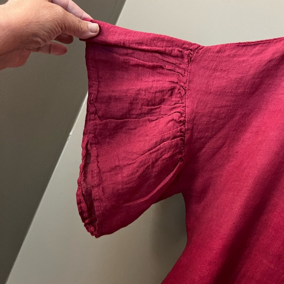 Linen berry colored top - Picture 4 of 6